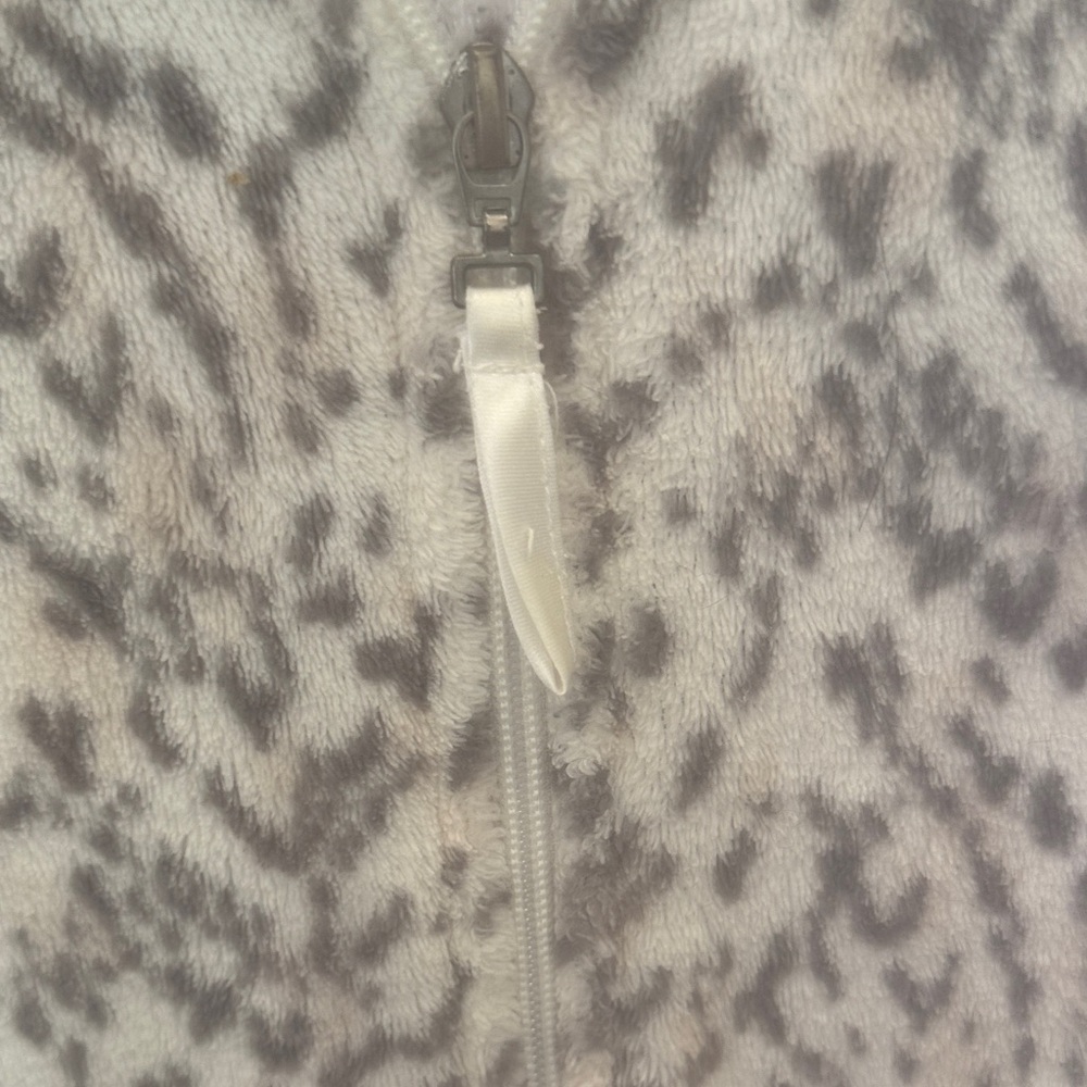 Elegant Cream Patterned Women's Robe - Picture 3 of 6